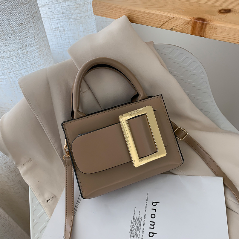 null Shoulder Bag