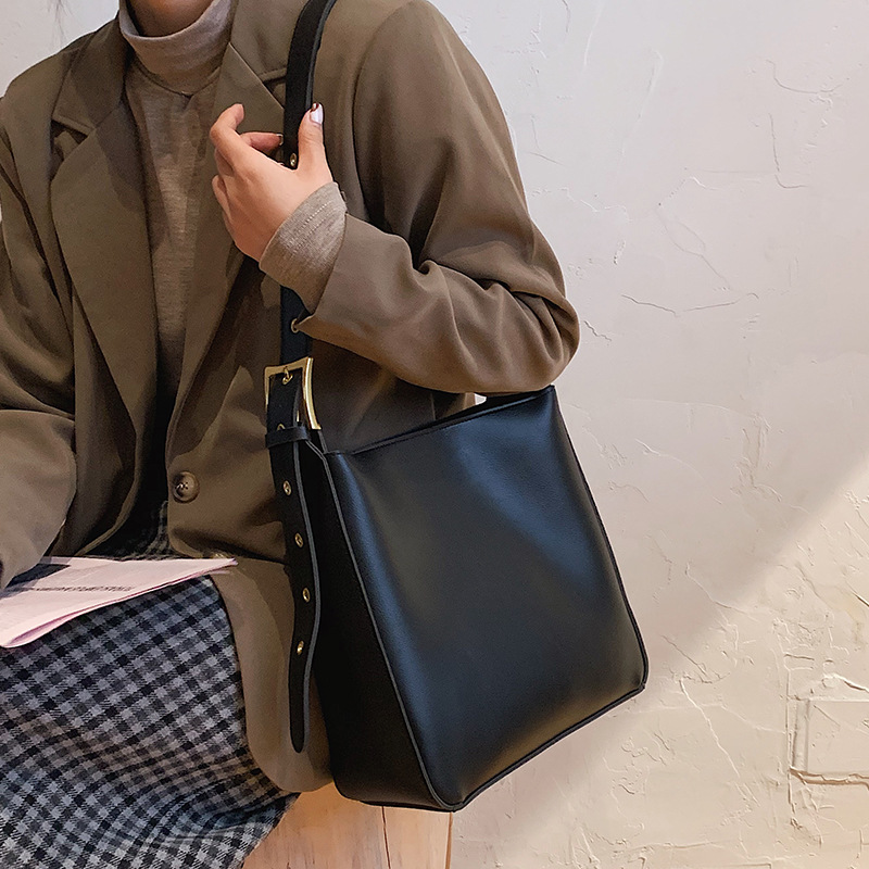 null Bucket Bag