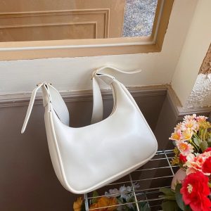 null Shoulder Bag