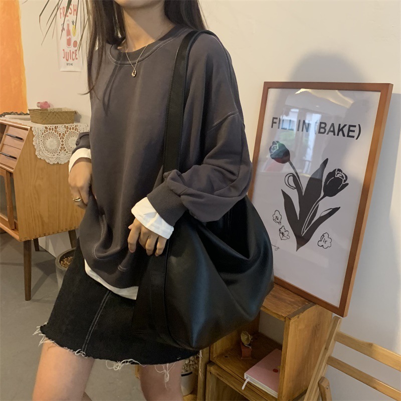 null Shoulder Bag