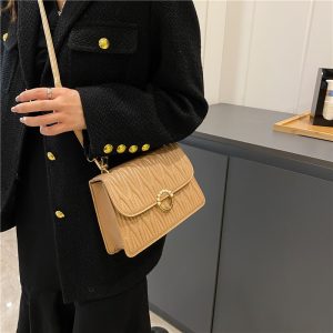 null Shoulder Bag