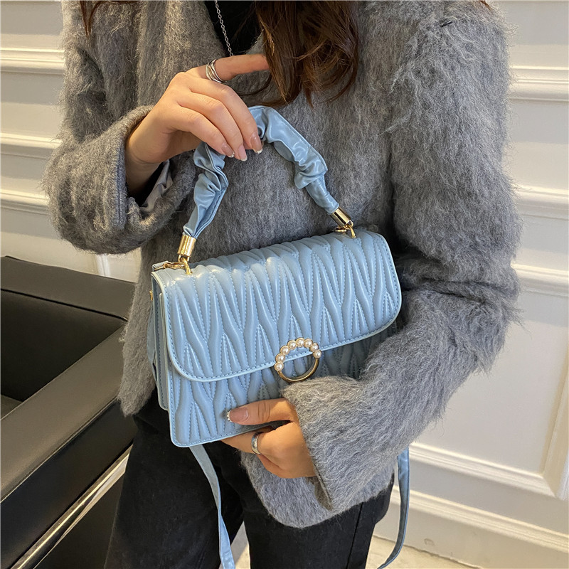 null Shoulder Bag