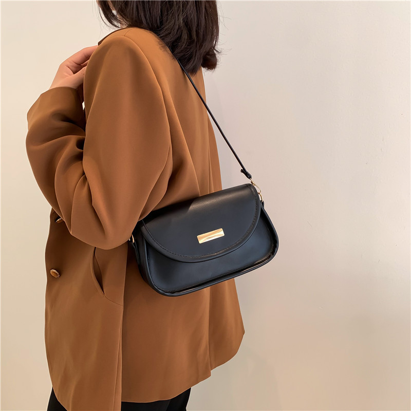 null Shoulder Bag