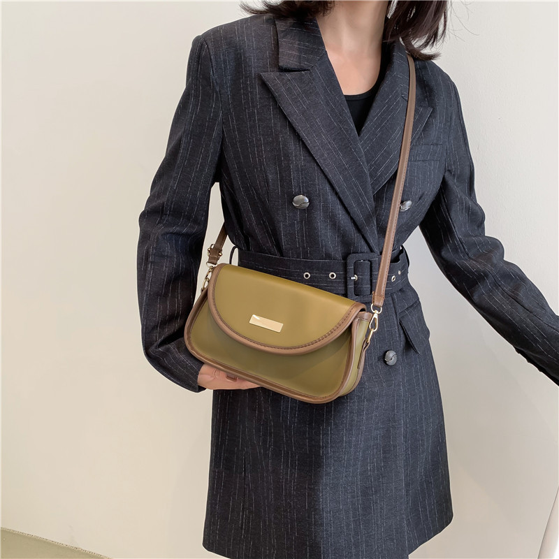 null Shoulder Bag