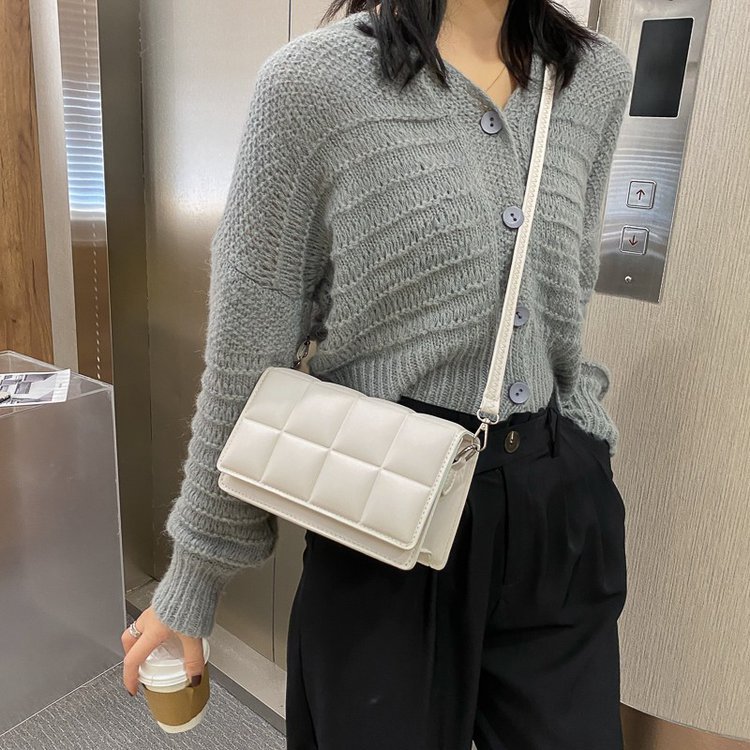 null Shoulder Bag