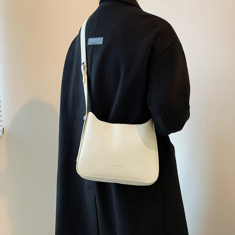 null Shoulder Bag
