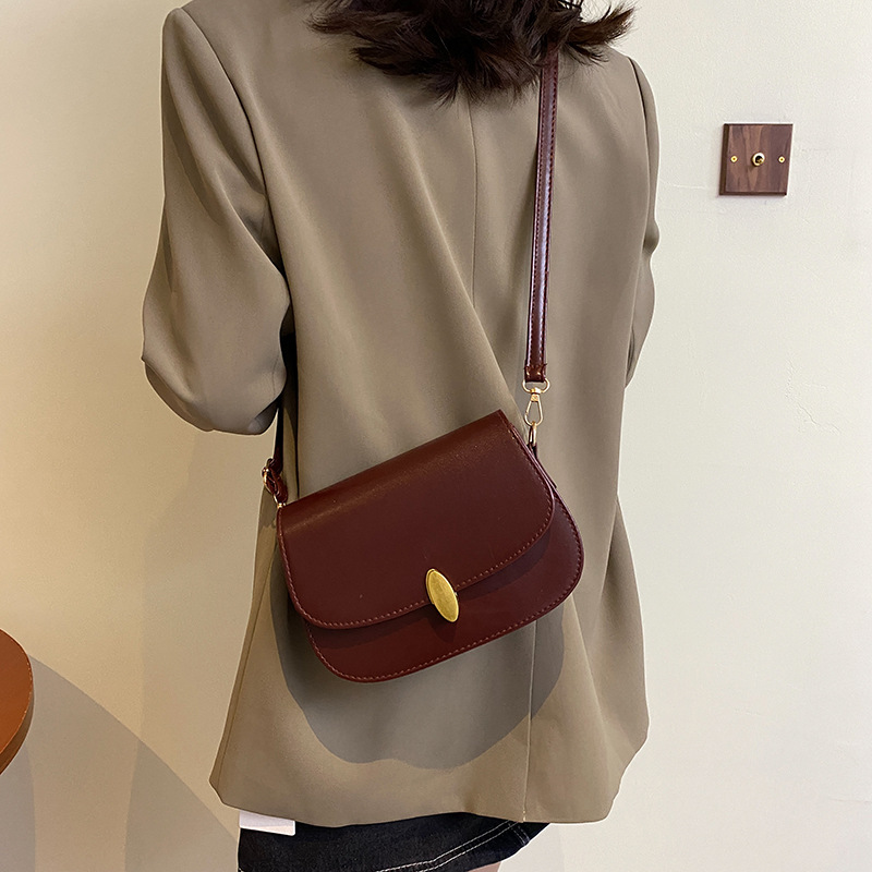 null Shoulder Bag
