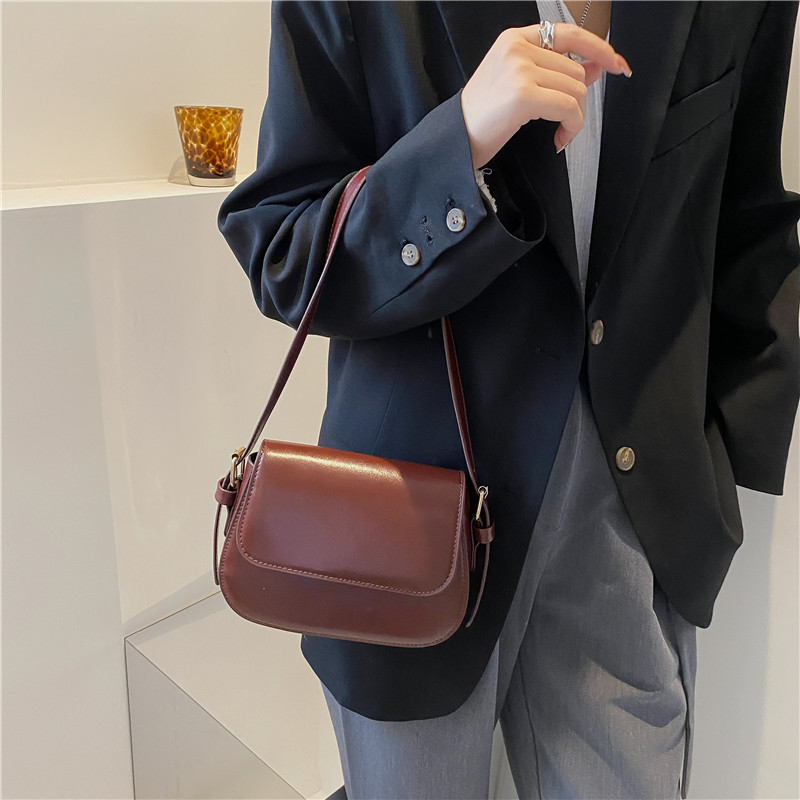 null Shoulder Bag
