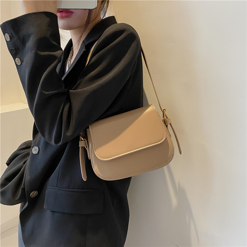 null Shoulder Bag