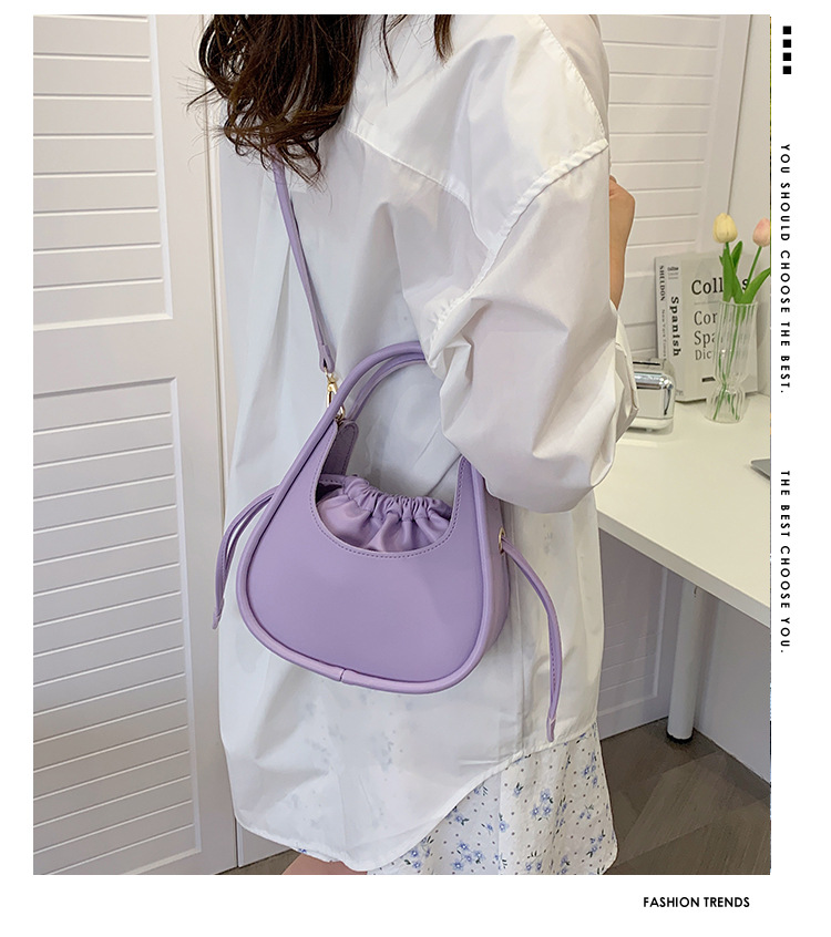 null Shoulder Bag