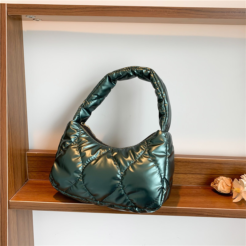 null Shoulder Bag