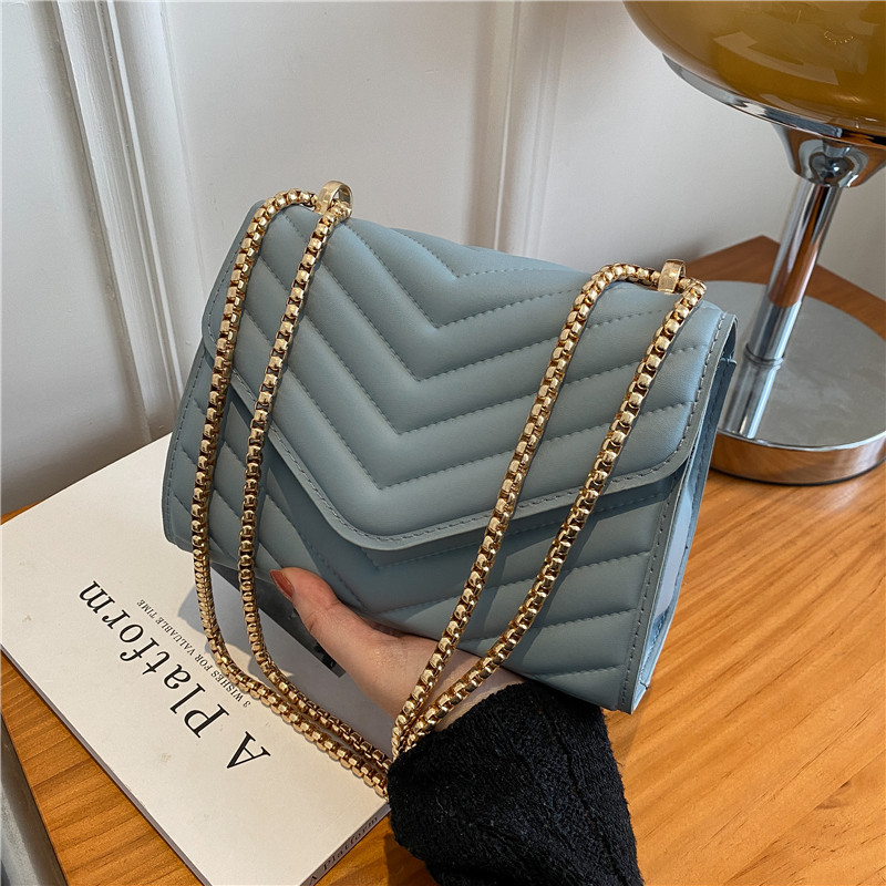 null Shoulder Bag