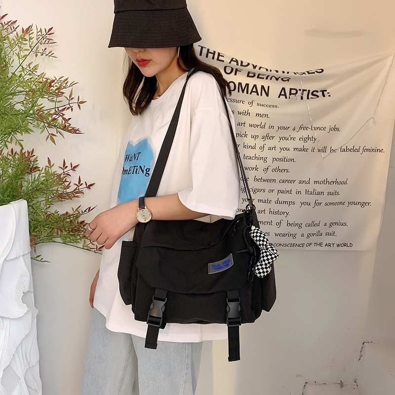 null Shoulder Bag