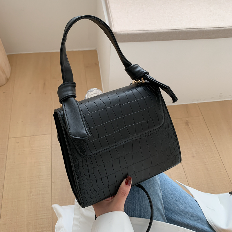 null Shoulder Bag