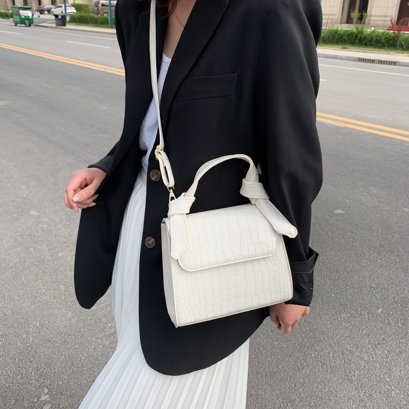 null Shoulder Bag