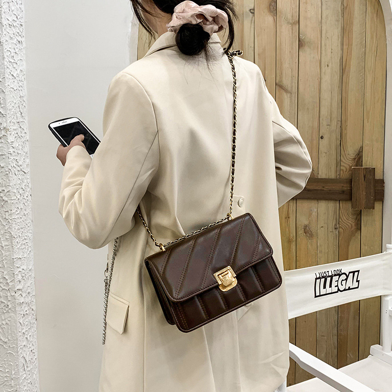 null Shoulder Bag