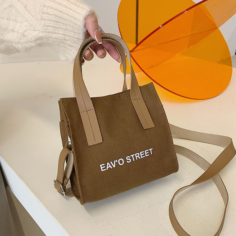 null Shoulder Bag