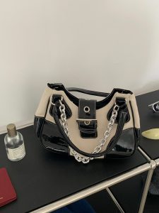 null Shoulder Bag