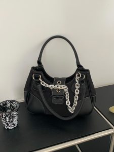 null Shoulder Bag