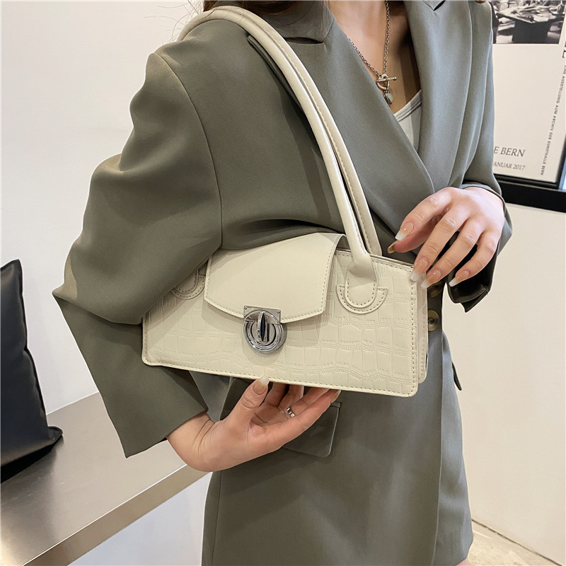 null Shoulder Bag