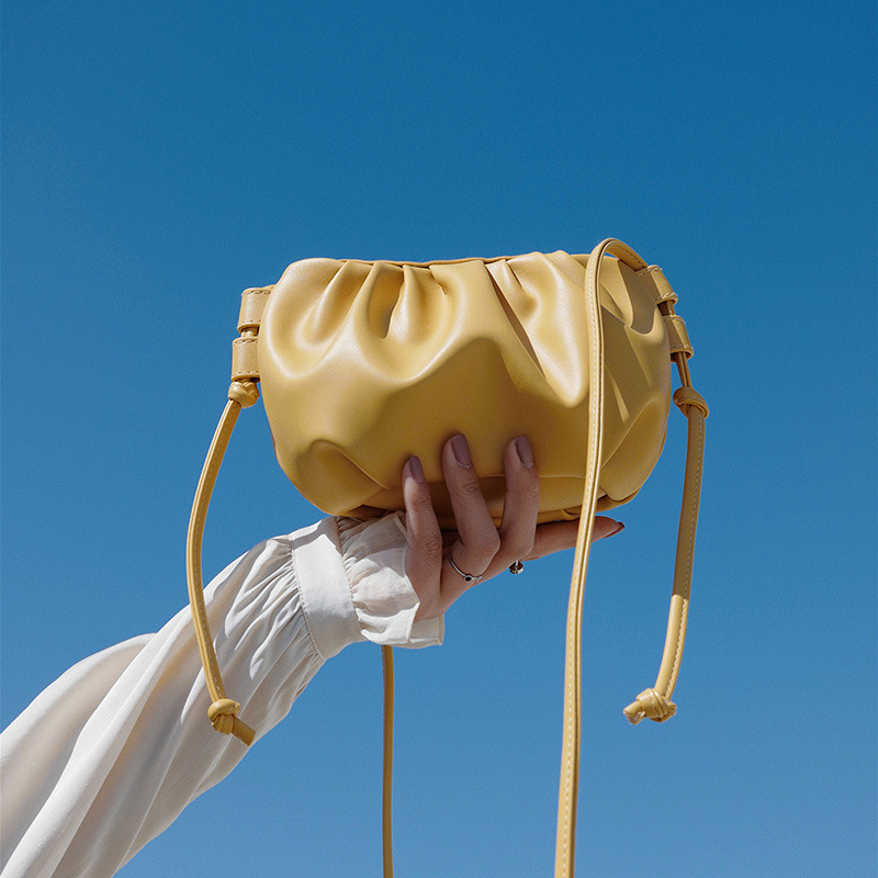 null Shoulder Bag