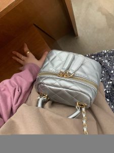 null Handbag
