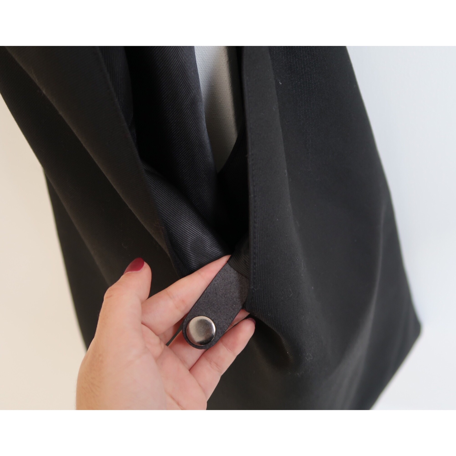 null Shoulder Bag