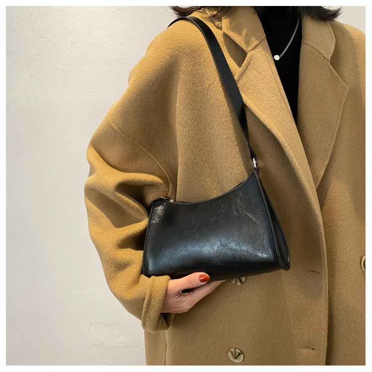 null Shoulder Bag