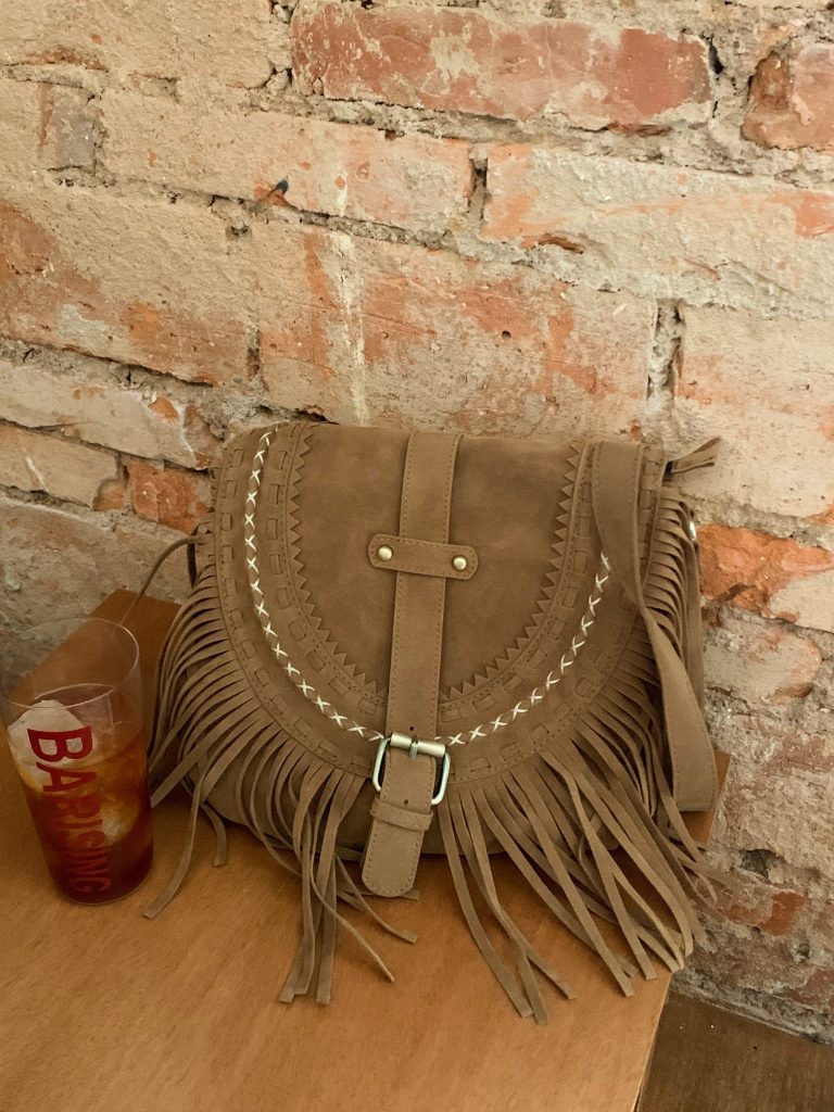 null Shoulder Bag