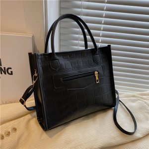 null Shoulder Bag