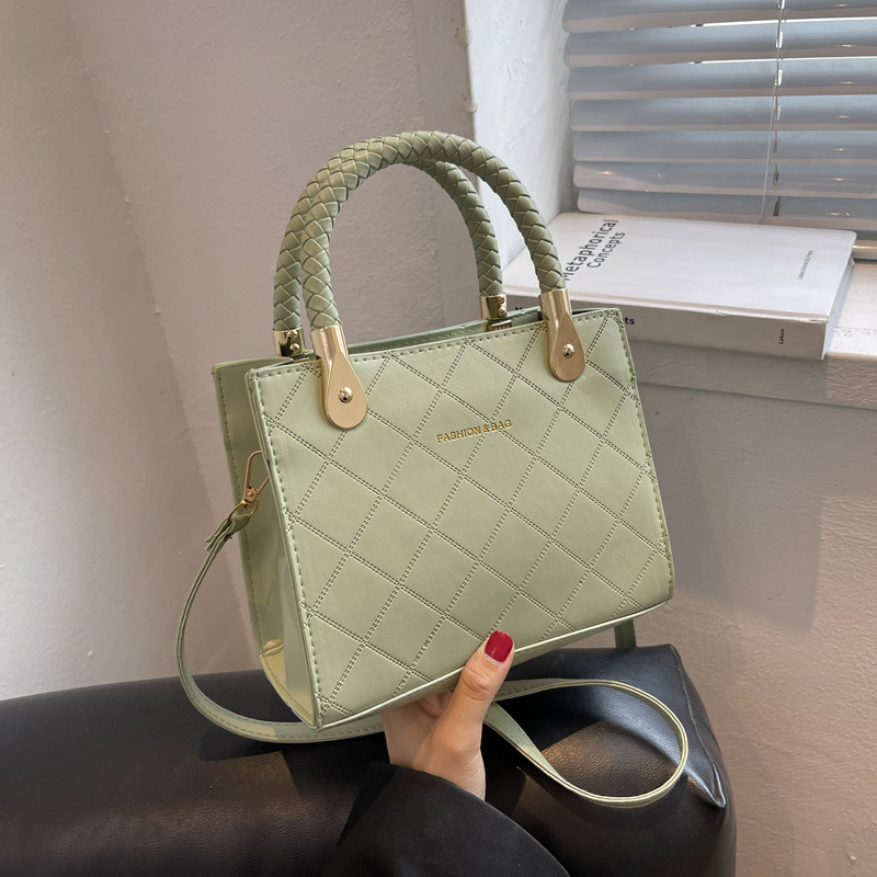 null Shoulder Bag