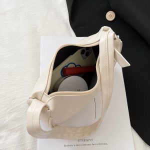 null Shoulder Bag