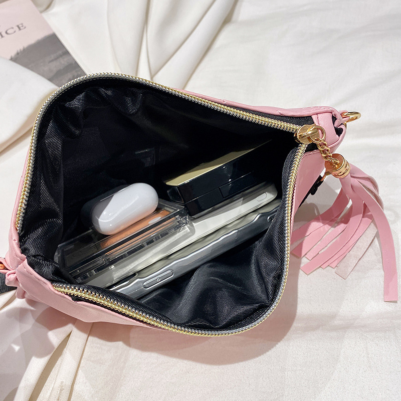 null Shoulder Bag