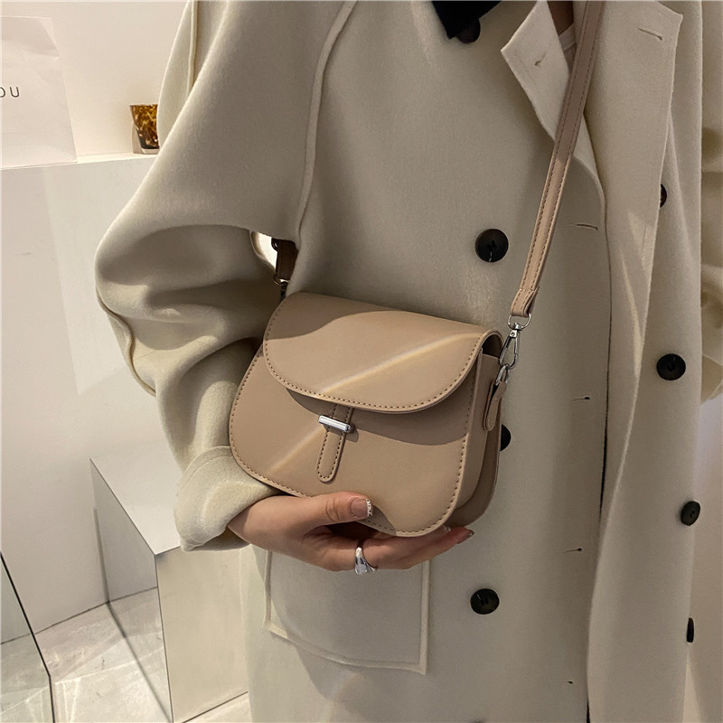 null Shoulder Bag