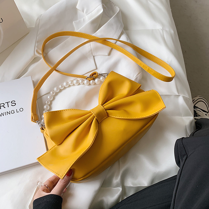 null Shoulder Bag