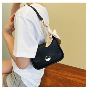 null Shoulder Bag