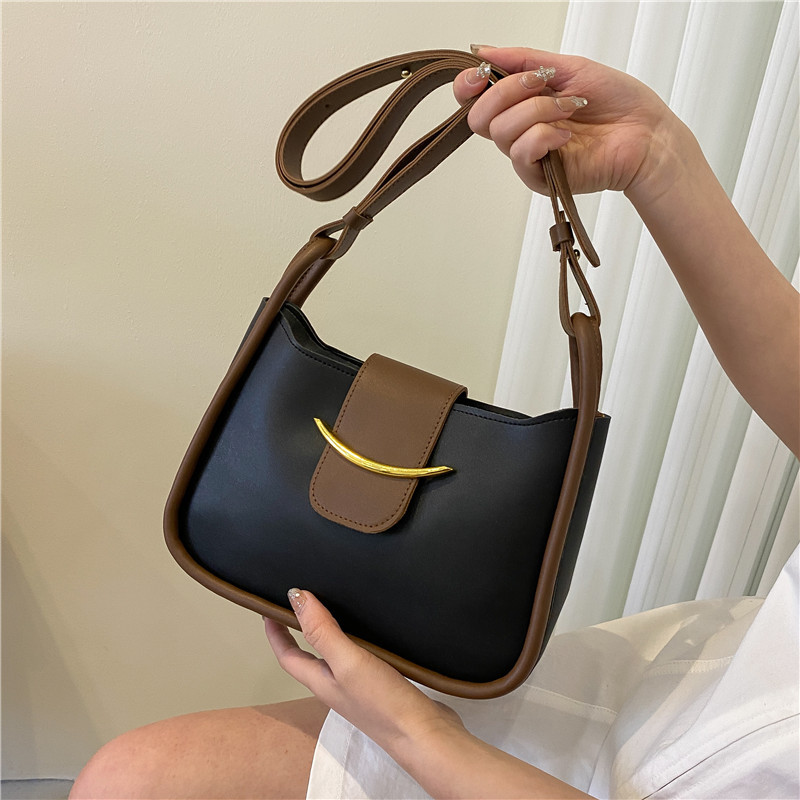 null Bucket Bag