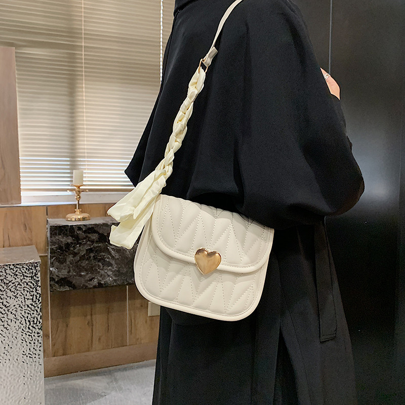 null Shoulder Bag
