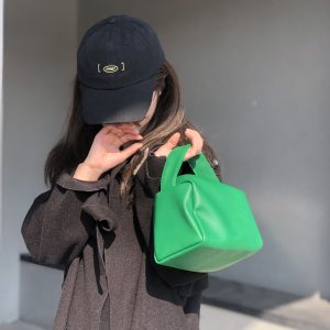 null Shoulder Bag