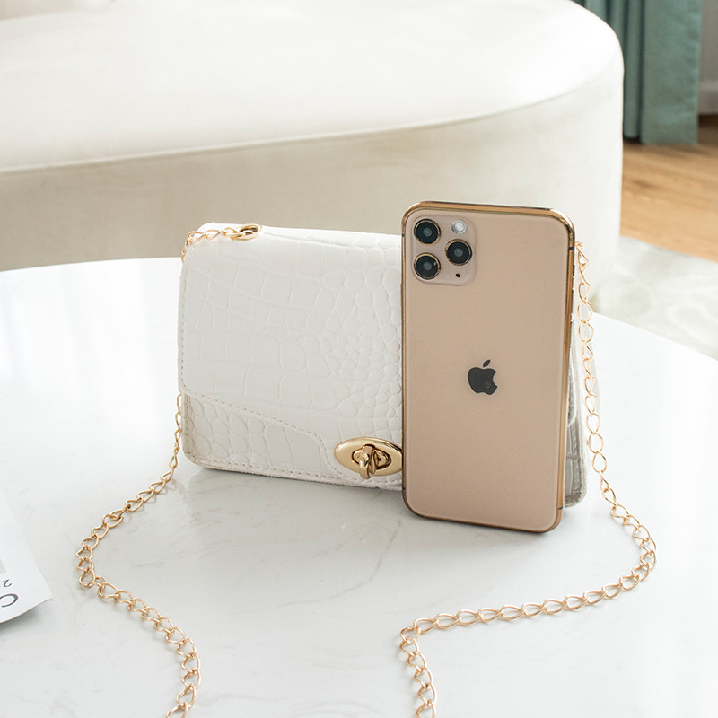 null Shoulder Bag