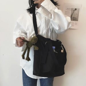 null Shoulder Bag