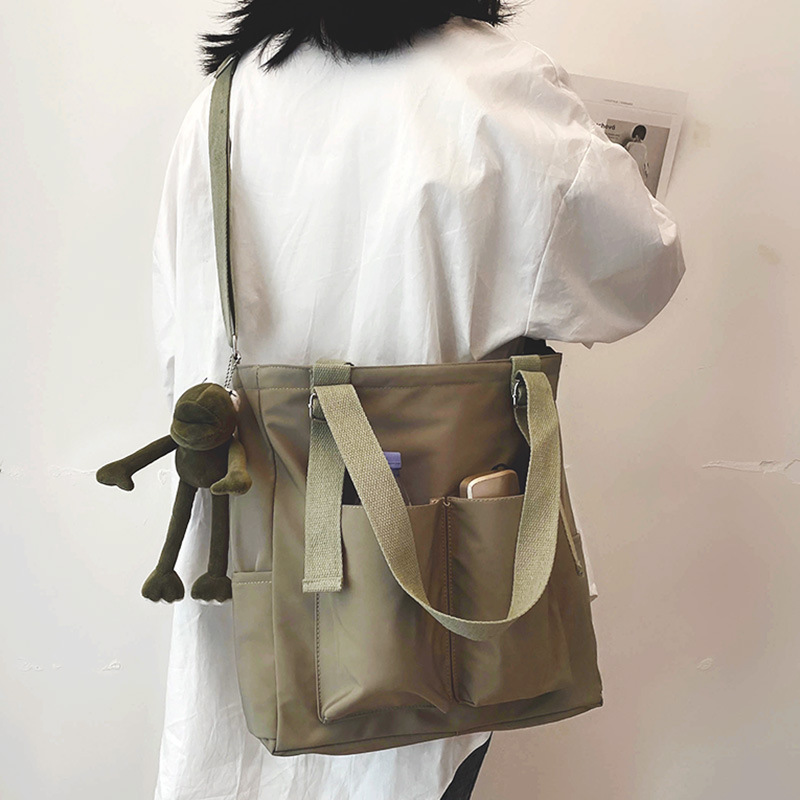 null Shoulder Bag