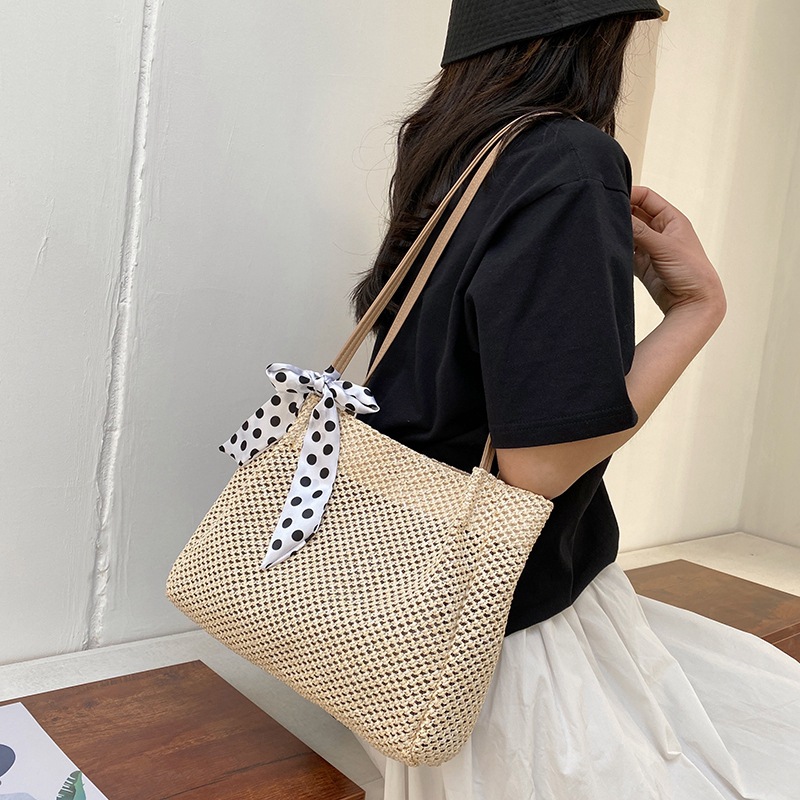 null Shoulder Bag