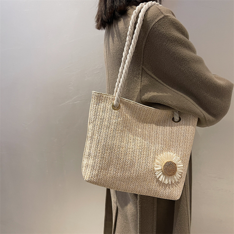 null Shoulder Bag