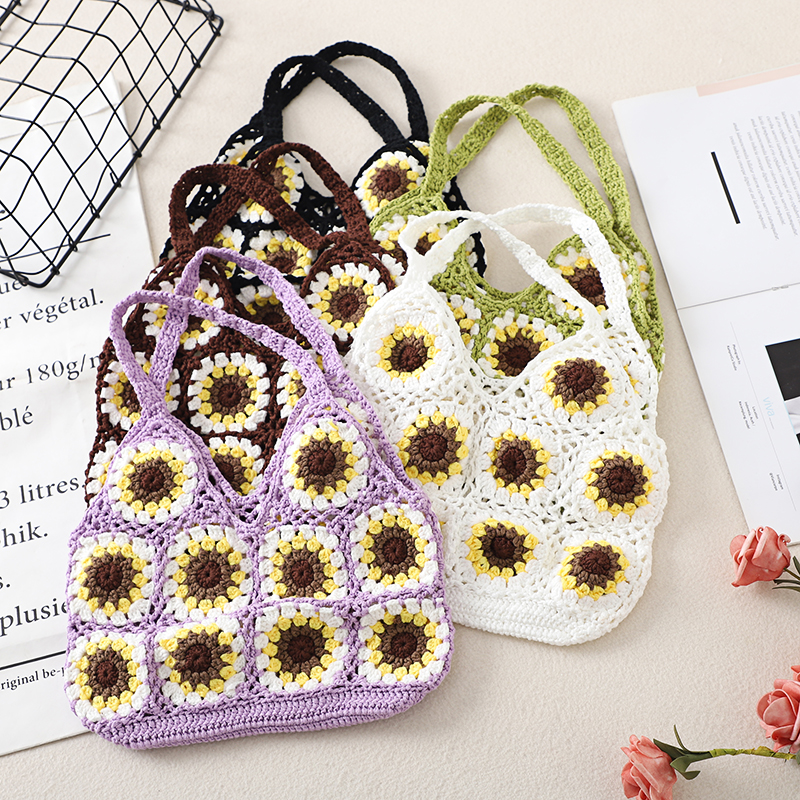 null Shoulder Bag