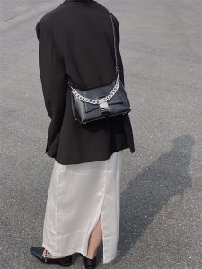 null Shoulder Bag
