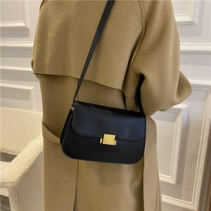 null Shoulder Bag