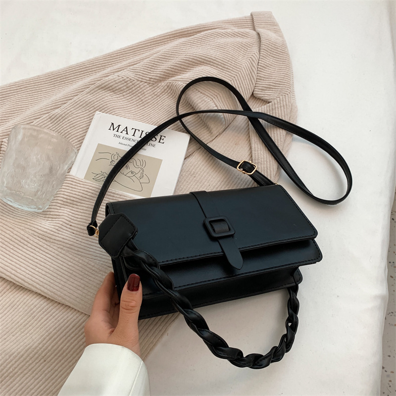 null Shoulder Bag