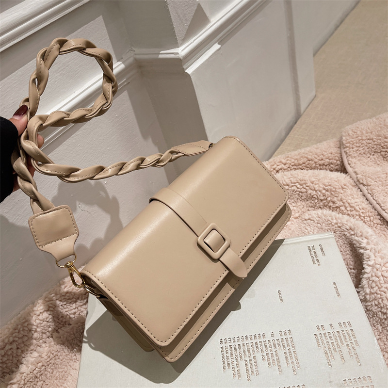 null Shoulder Bag