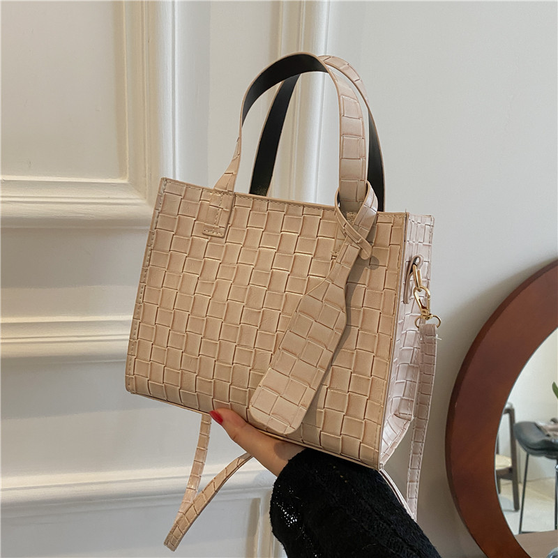 null Tote Bag